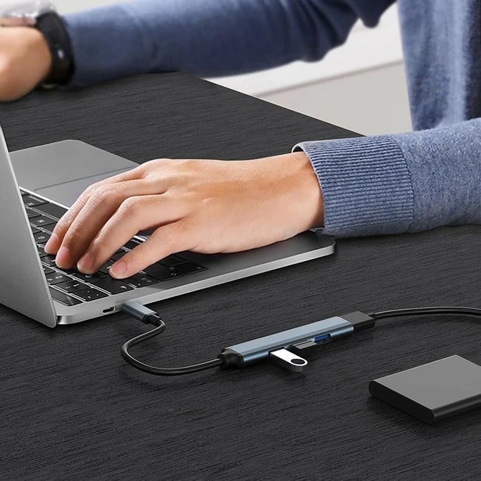 HUB USB-C Qoltec 53792, 4 porte (1x USB 3.0, 3x USB 2.0), grafit