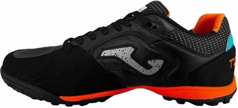 Atlete futbolli për meshkuj Joma Top Flex, të zeza