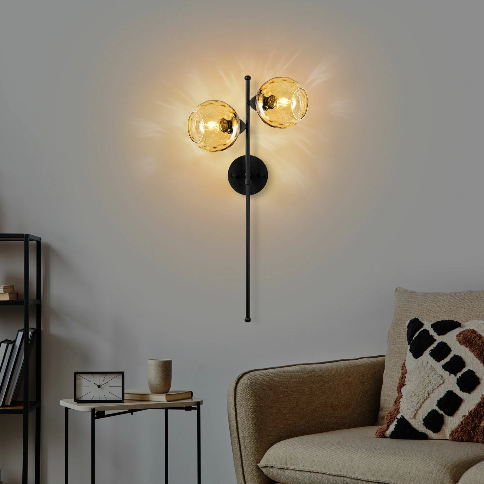 Llambë muri Opviq, Benek - 15 - 14414, metal dhe xham, e verdhë dhe e zezë