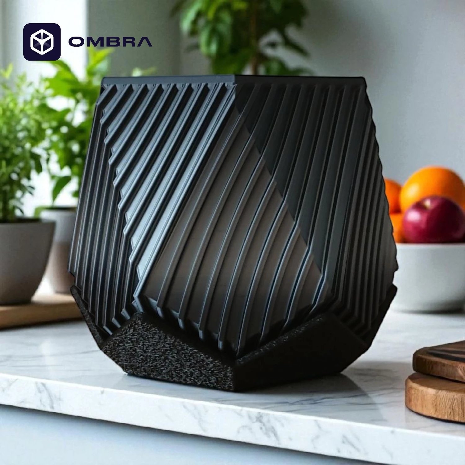 Vazo dekorative heksagonale me Brazda për bimë, e zezë