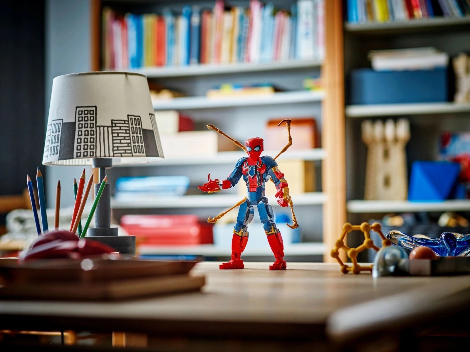 Set LEGO Marvel Super Heroes 76298 Iron Spider-Man, 303 pjesë, për fëmijë 8+, Plastikë