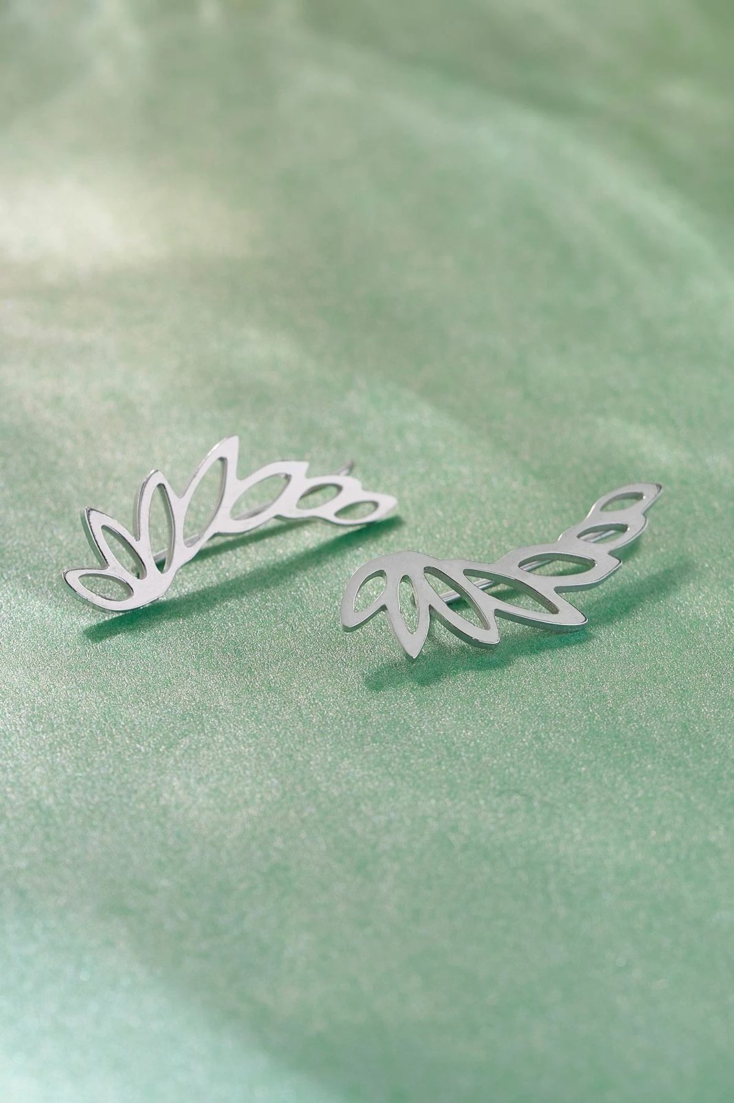 Vathë argjendi, Jumeon, 11715ROD