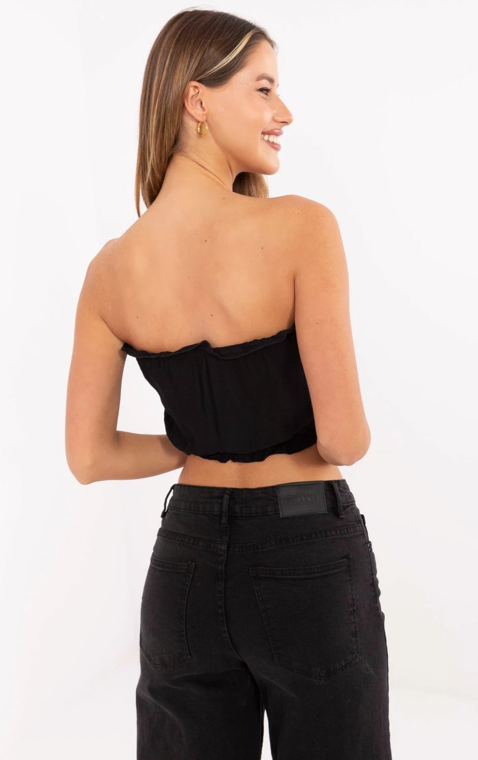 Crop top Lakerta 215926, e zezë