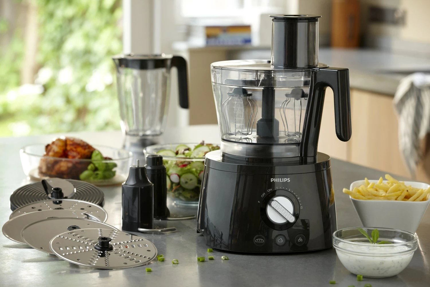 Përpunues ushqimi Philips HR7776/90, 2.2 L, 1000 W, i zi