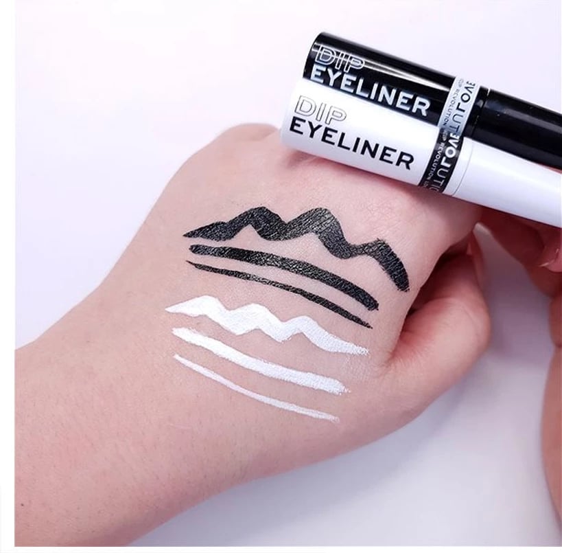 Revolution Liquid Eyeliner Dip Eyeliner - Black