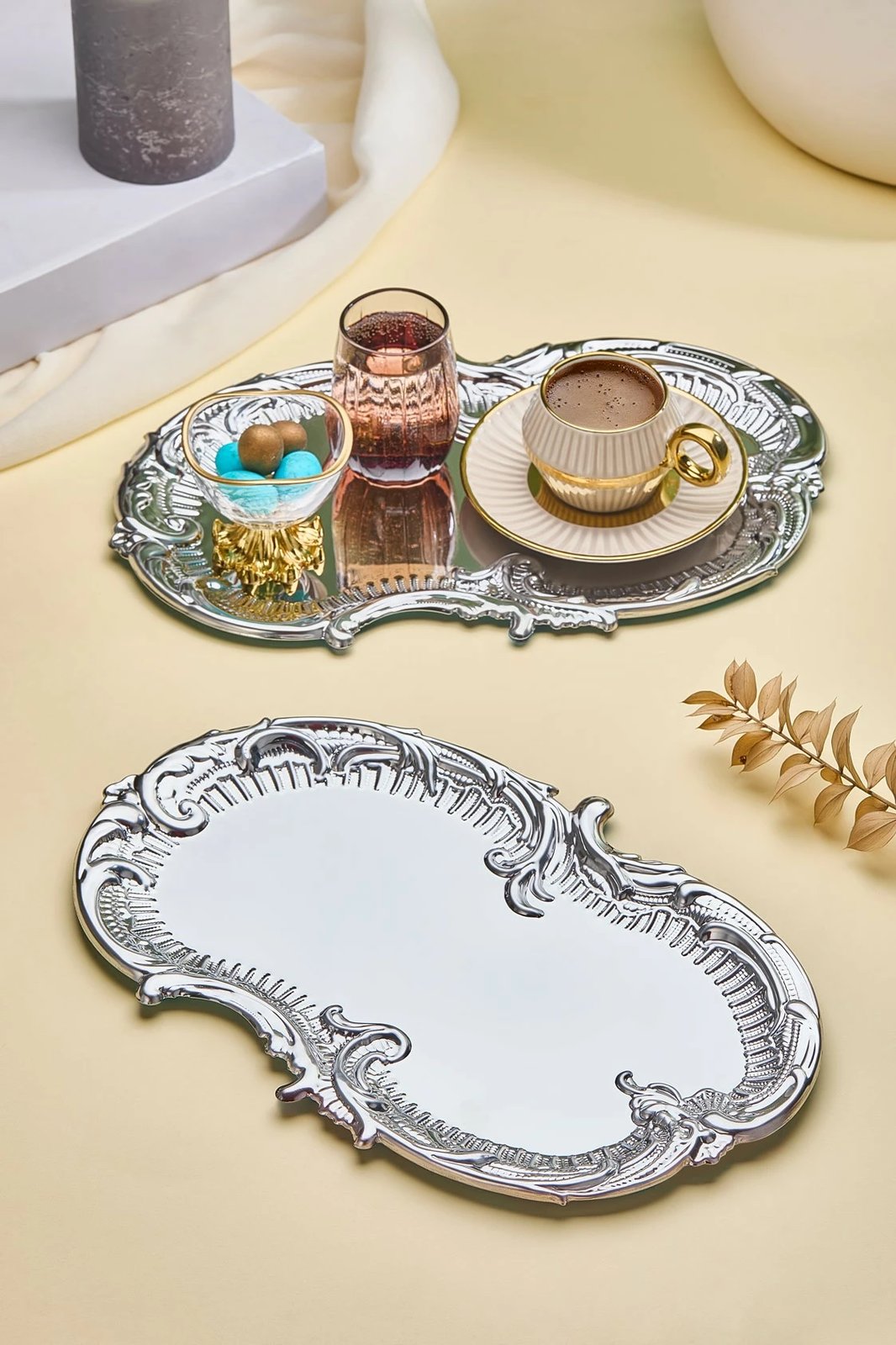Set tabakash prej inoksi, 6 copë, ngjyrë argjendi, Hermia, Desenli Set tabakash prej inoksi, 6 copë, ngjyrë argjendi, Hermia, Desenli