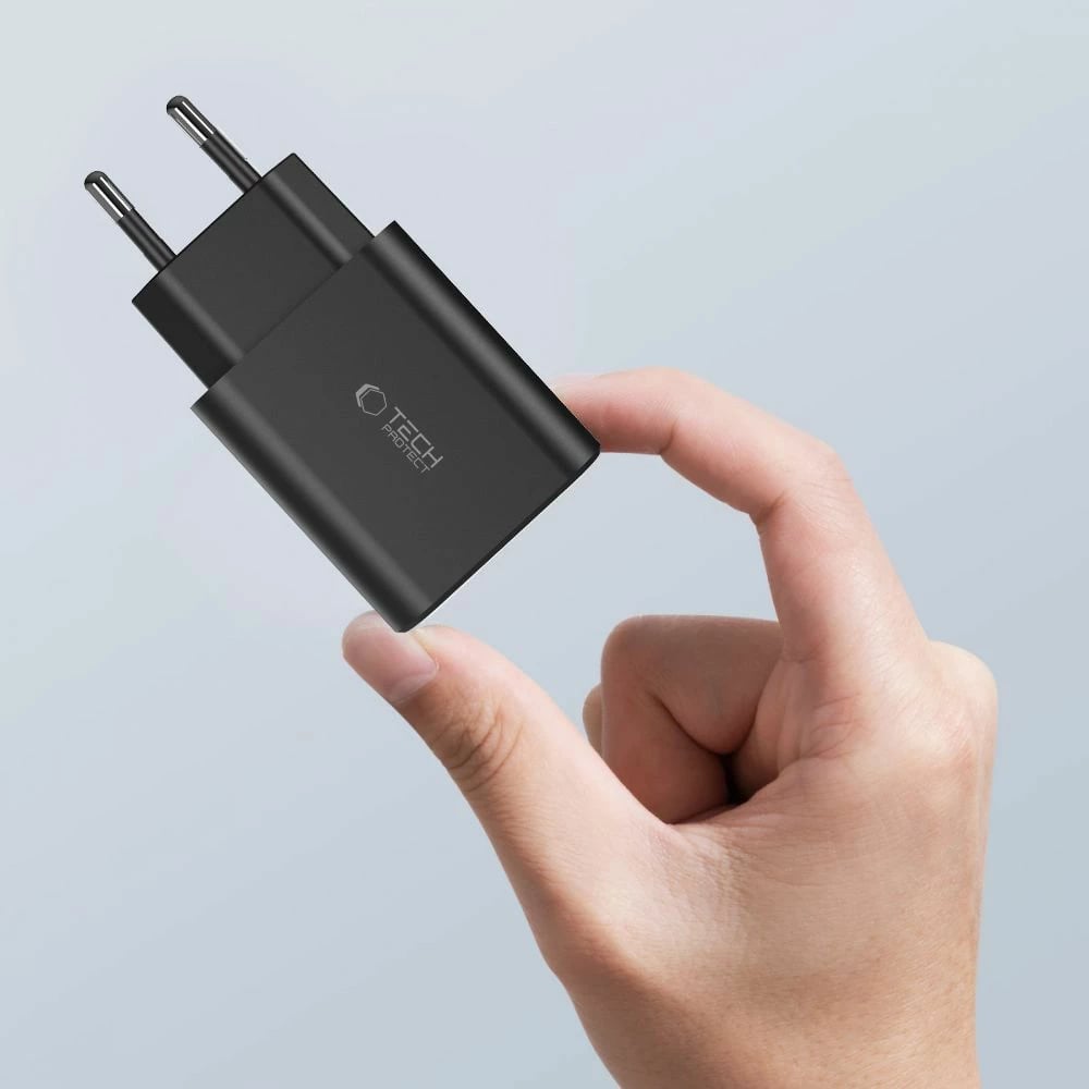Karikues rrjeti Tech-Protect NC30W, 3 porta (2x USB-C PD 30W, 1x USB-A QC 3.0), i zi