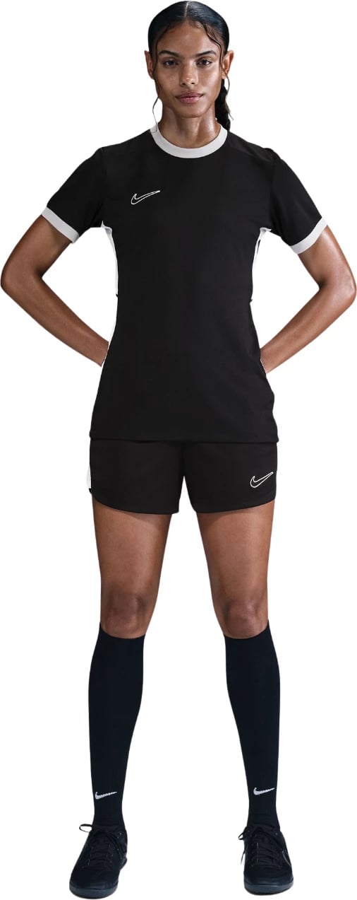 Maicë sportive Nike për femra, e zezë