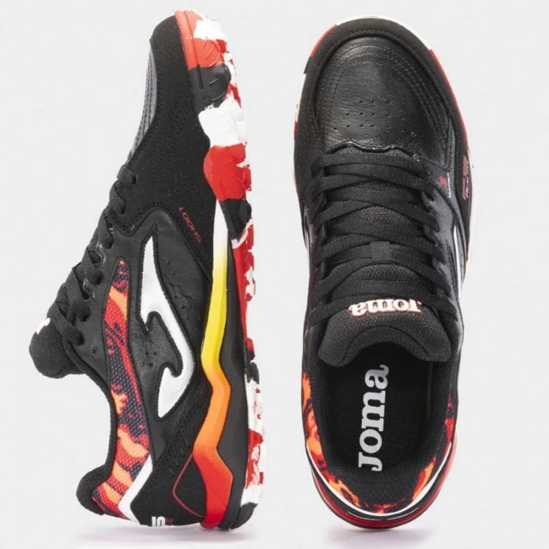 Atlete futbolli Joma për meshkuj dhe femra