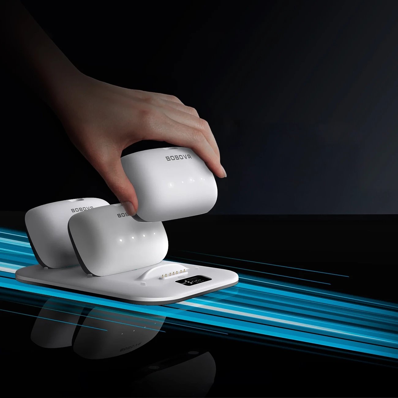 Stacion karikimi, BoboVR BD3, për bateri B100, 3 slote 30W secila, USB-C PD 30–100W, e bardhë