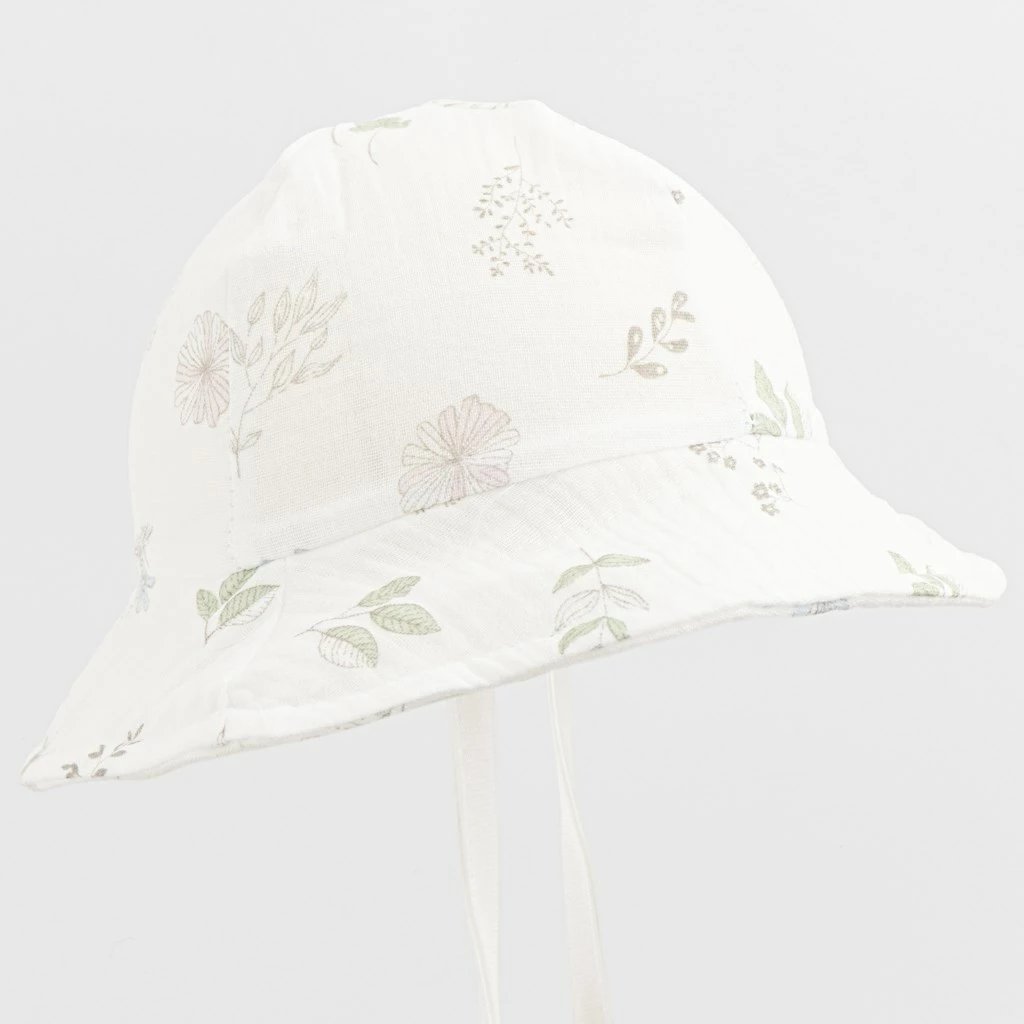 Kapelë bebe, New Baby, Zoe, muslin 100% pambuk, madhësi 62 (3-6m), e bardhë