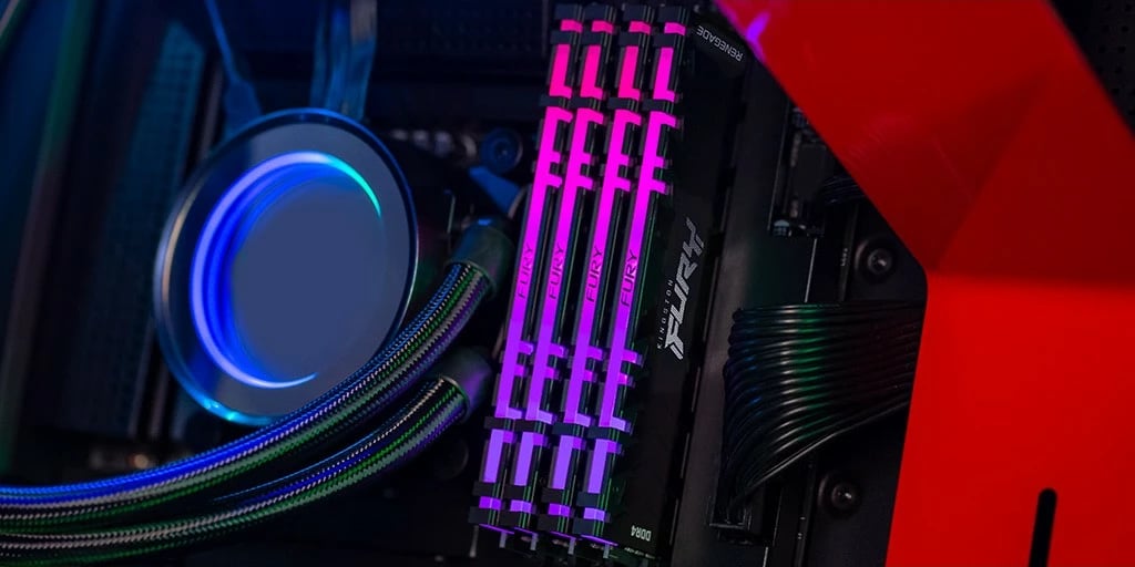 RAM Memorje Kingston FURY Renegade RGB 64GB (4x16GB) 3600MT/s DDR4 RAM Memorje Kingston FURY Renegade RGB 64GB (4x16GB) 3600MT/s DDR4