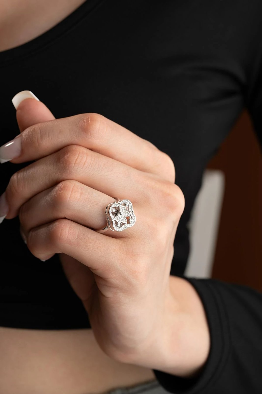 Unazë argjendi Jumeon, NRZ999253