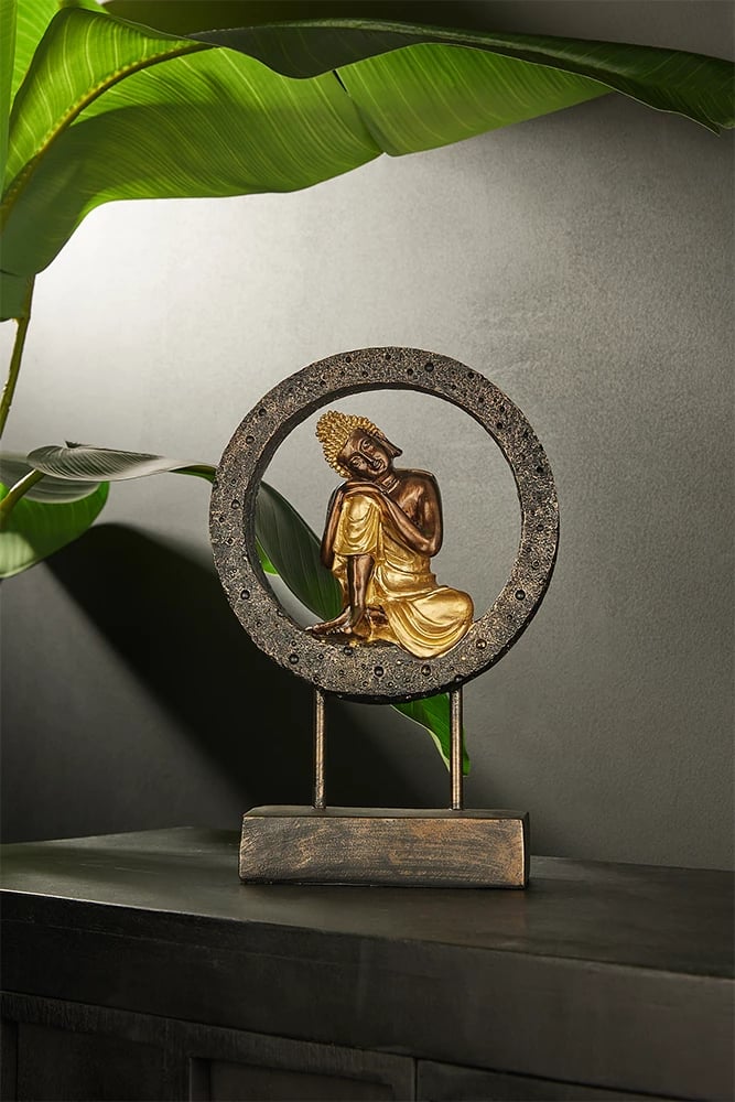 Dekor Buddha rreth, polirezine, e zezë-ari, 24x11x35cm Dekor Buddha rreth, polirezine, e zezë-ari, 24x11x35cm