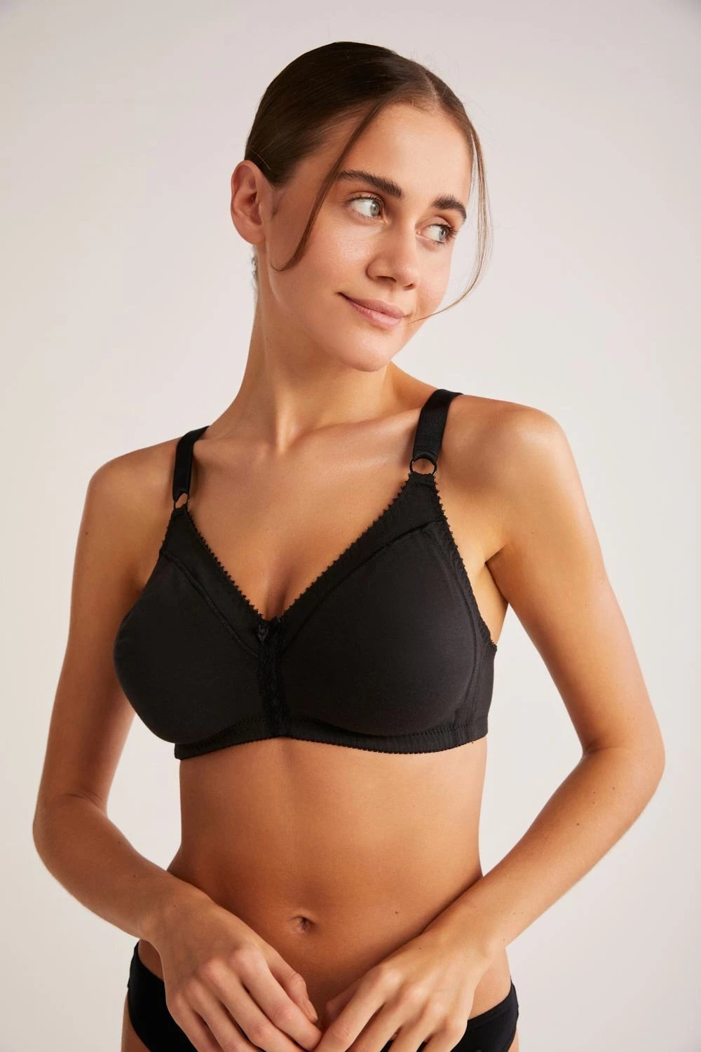 Bra i zi Jumeon, 1C13CSUK081.003.C00207