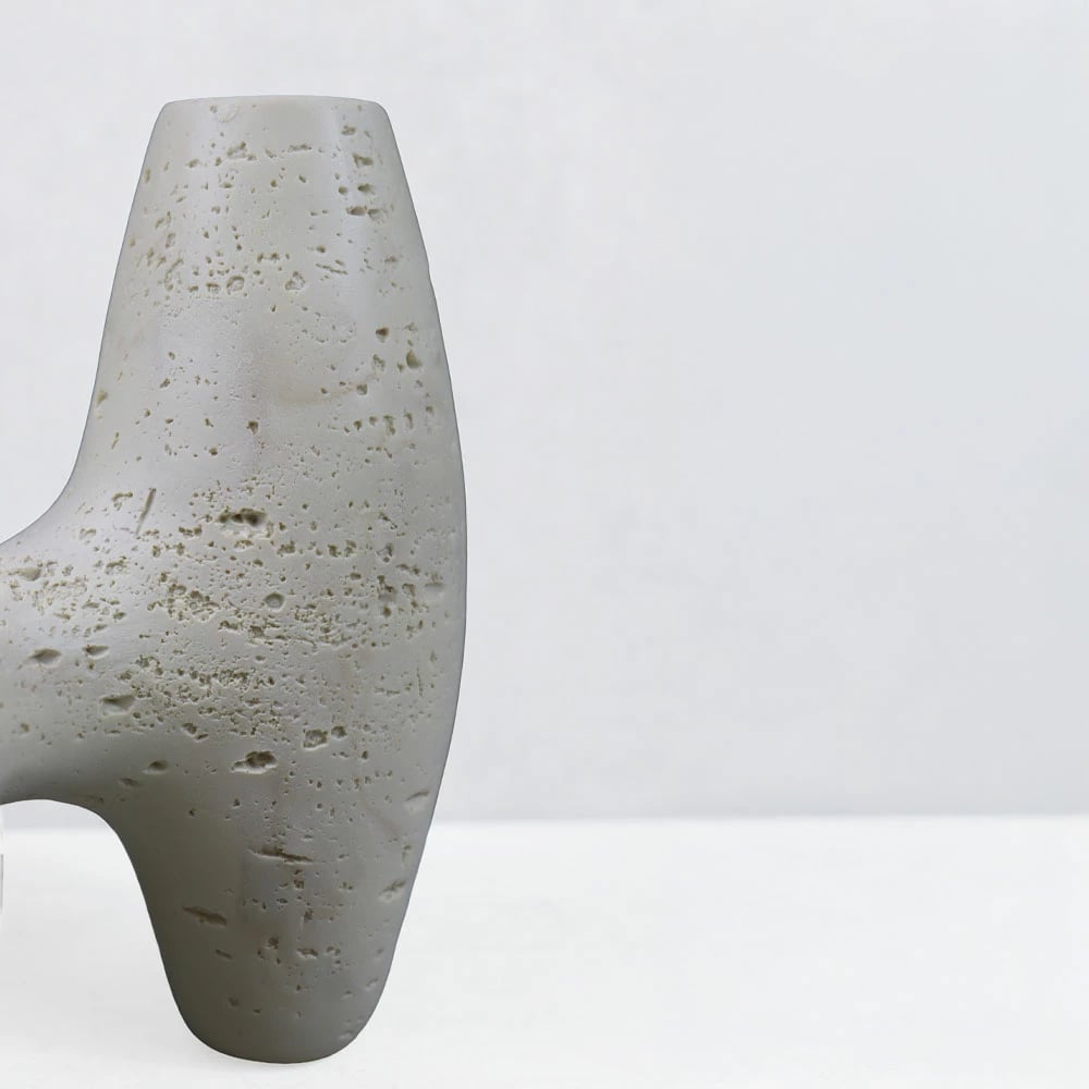 Mbajtës qirinjsh TRIPTYCH III, rrëshirë, bezhë, 18.5x15.5x15.5cm