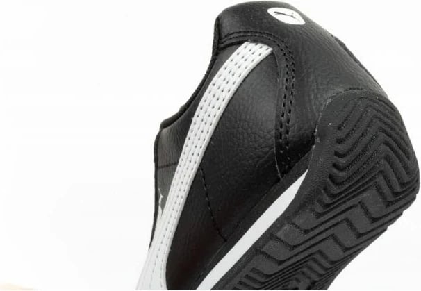 Atlete fëmijë Puma, të zeza