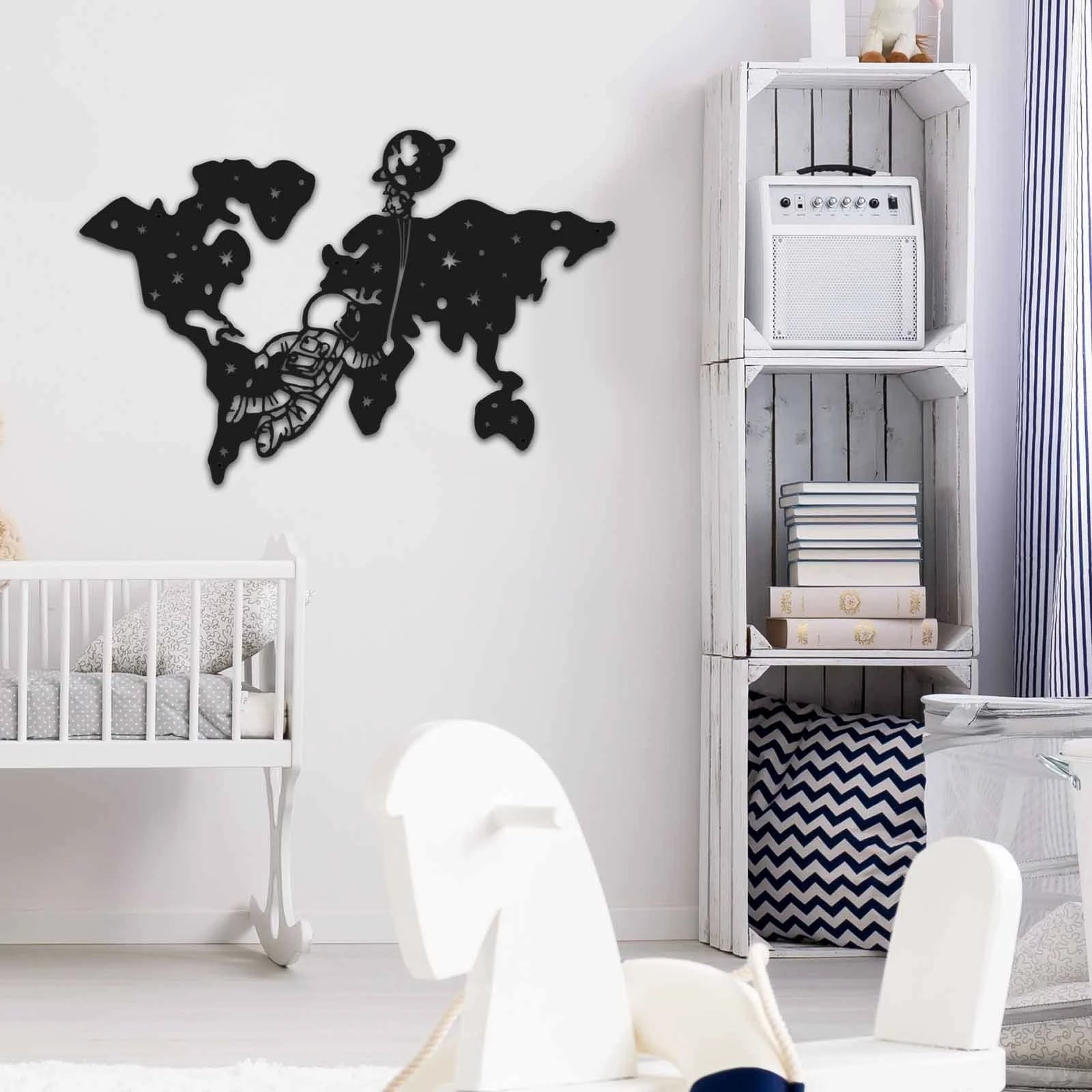 Aksesor dekorativ metalik për mur Wallity, MT - 006