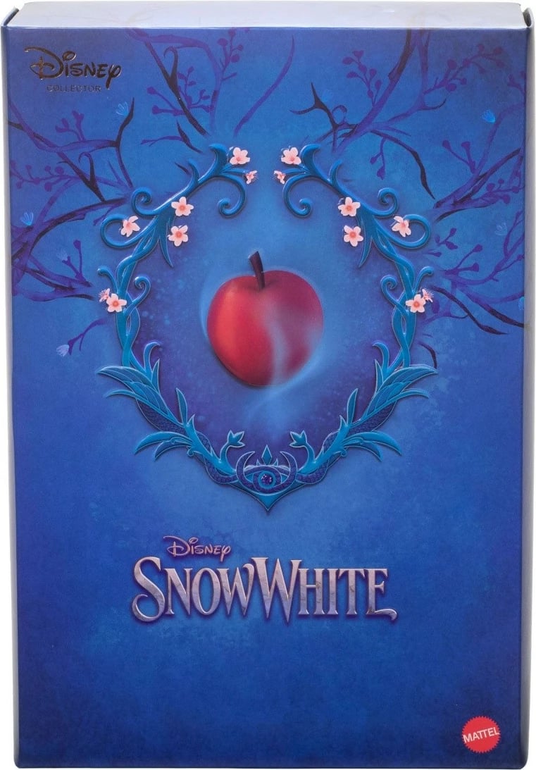 Kukull koleksionuese Mattel Disney Snow White HVY53 me fustan të verdhë, pelerinë të kuqe dhe aksesorë