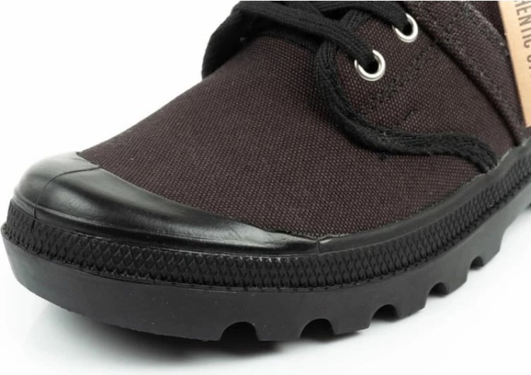 Atlete për femra Palladium, të zeza