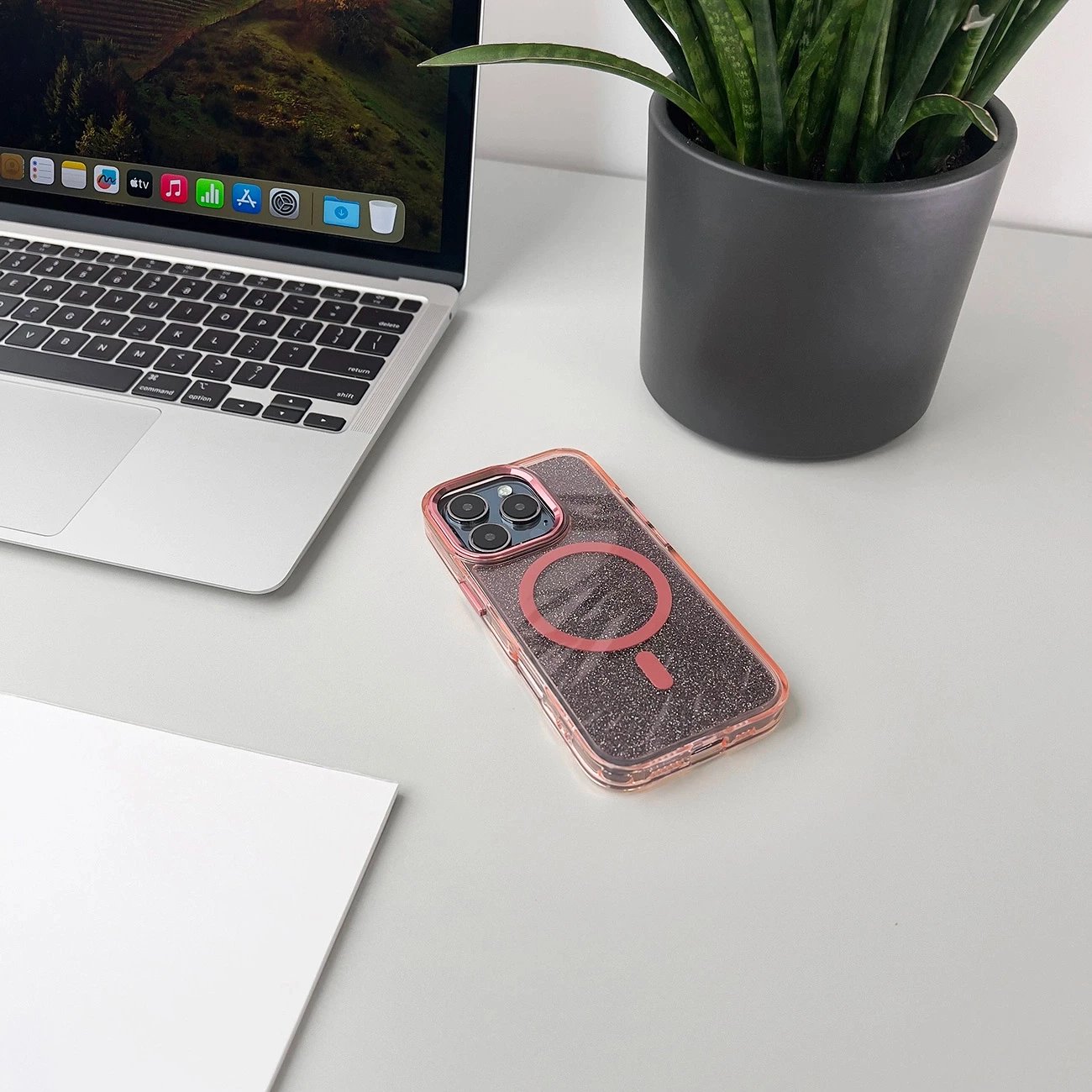 Mbështjellës Hurtel Glitter Case MagSafe për iPhone 17 Pro Max, Rozë