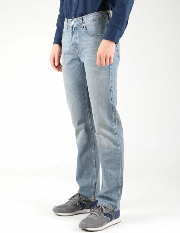 Xhinse për meshkuj Levis