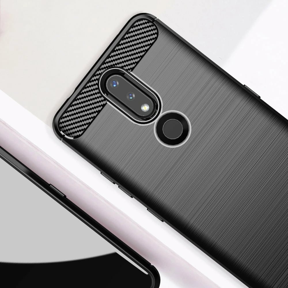 Mbështjellës Hurtel Carbon Case për Nokia 2.4, i zi
