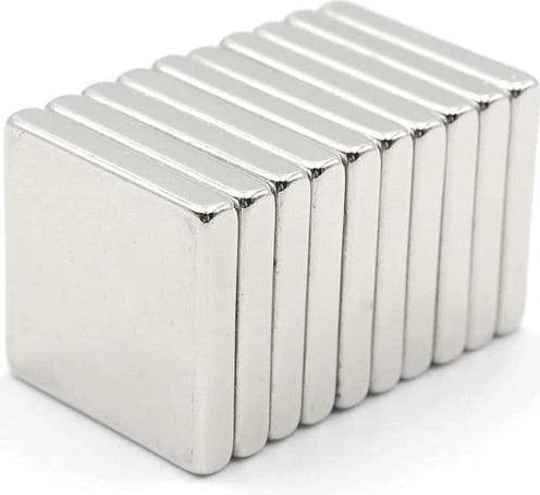 Magnetë katrorë ngjitës NEXT 10x10mm, Trashësi 1mm, 100 copë