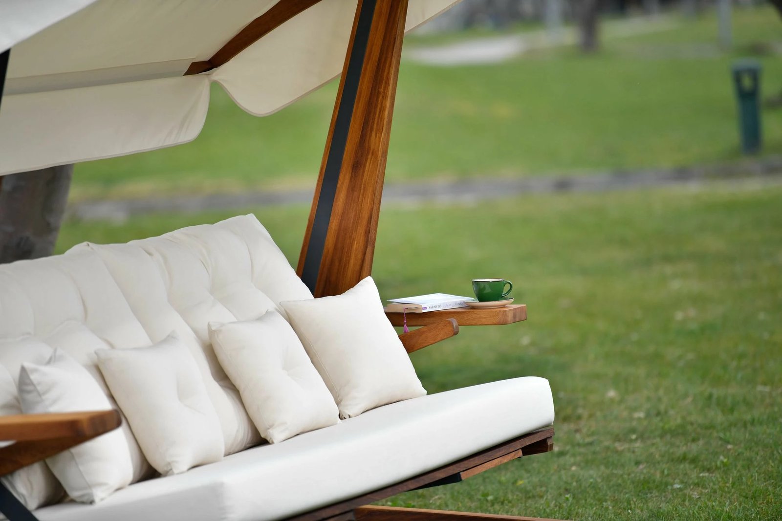 Karrige lëkundëse treshe për kopsht, ngjyrë bezhë, Luna Deluxe 2600