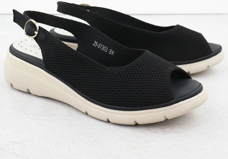 Sandale platforme tekstili për femra Vinceza 97303, të zeza