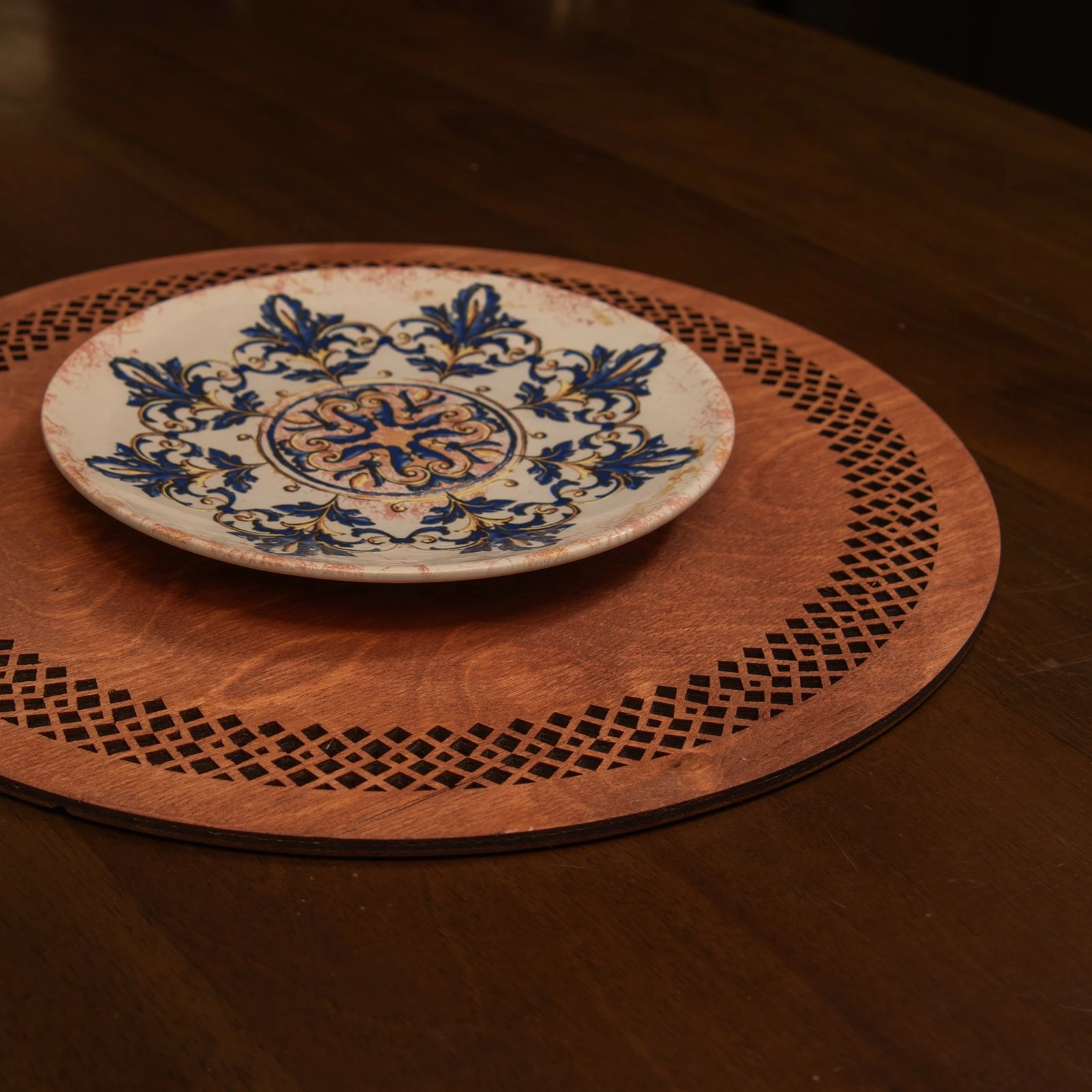 Set nënshtrues tavoline prej druri, 4 copë, Hermia, Selçuk - ngjyrë trëndafili