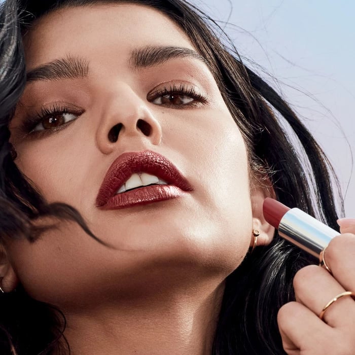 Buzëkuq Maybelline Color Sensational Satin 211 Rosey Risk, unisex