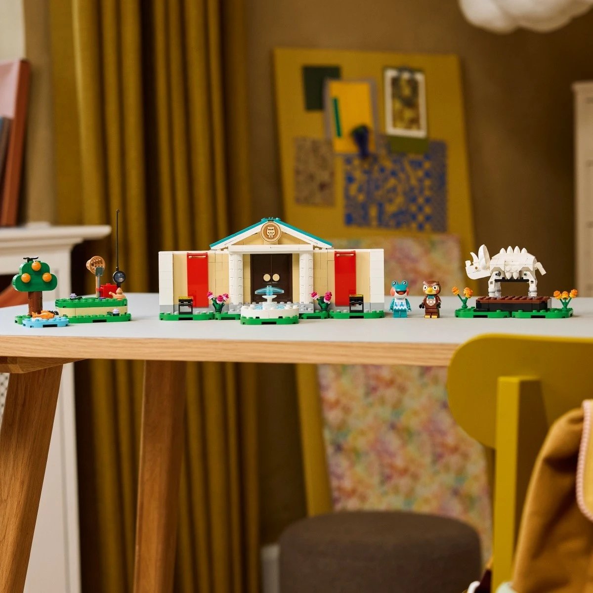 Set LEGO Animal Crossing Blathers and Museum Collection 77056, 543 pjesë