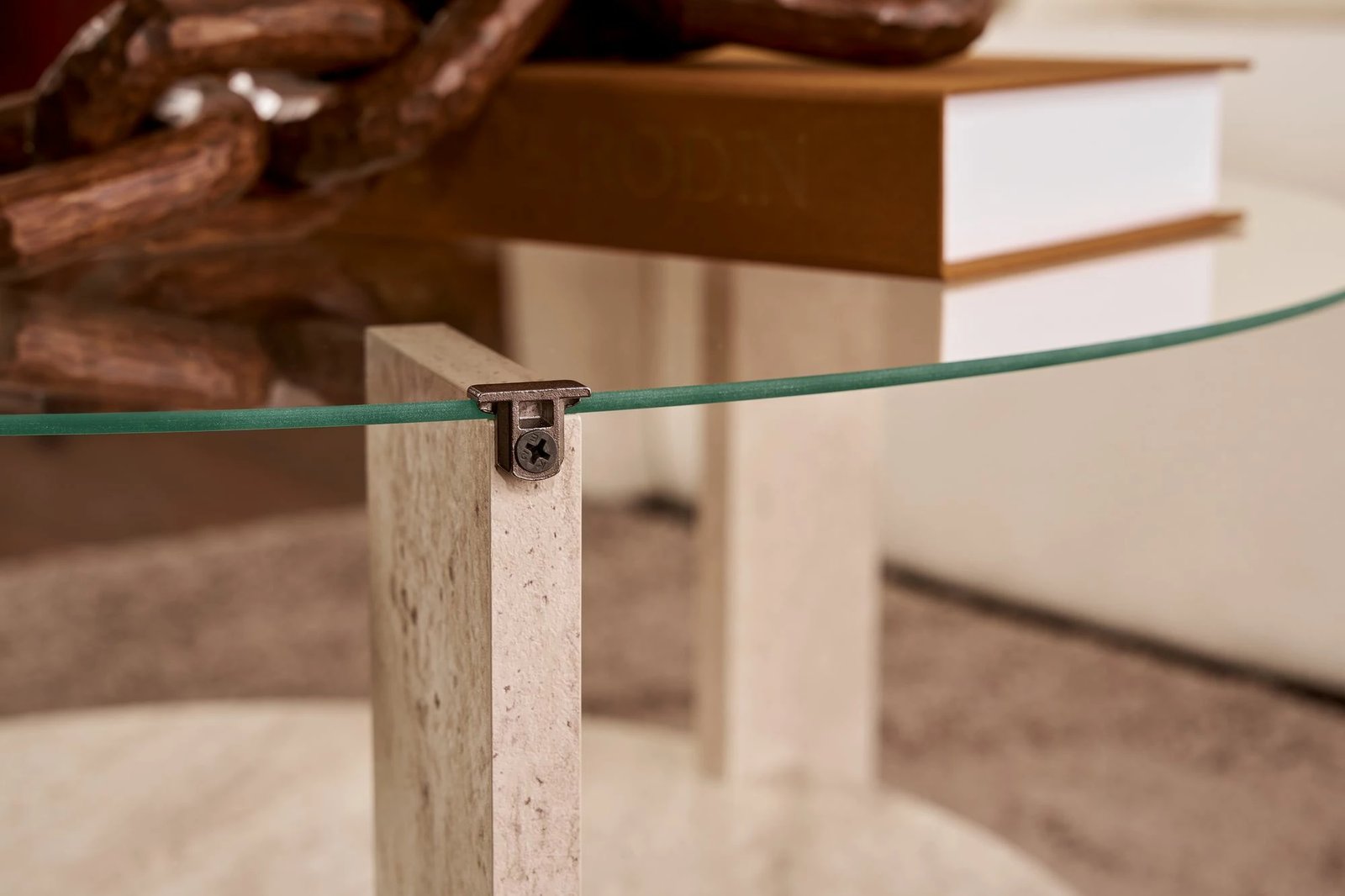 Tavolinë kafeje Nordure, Clara, travertin, transparente