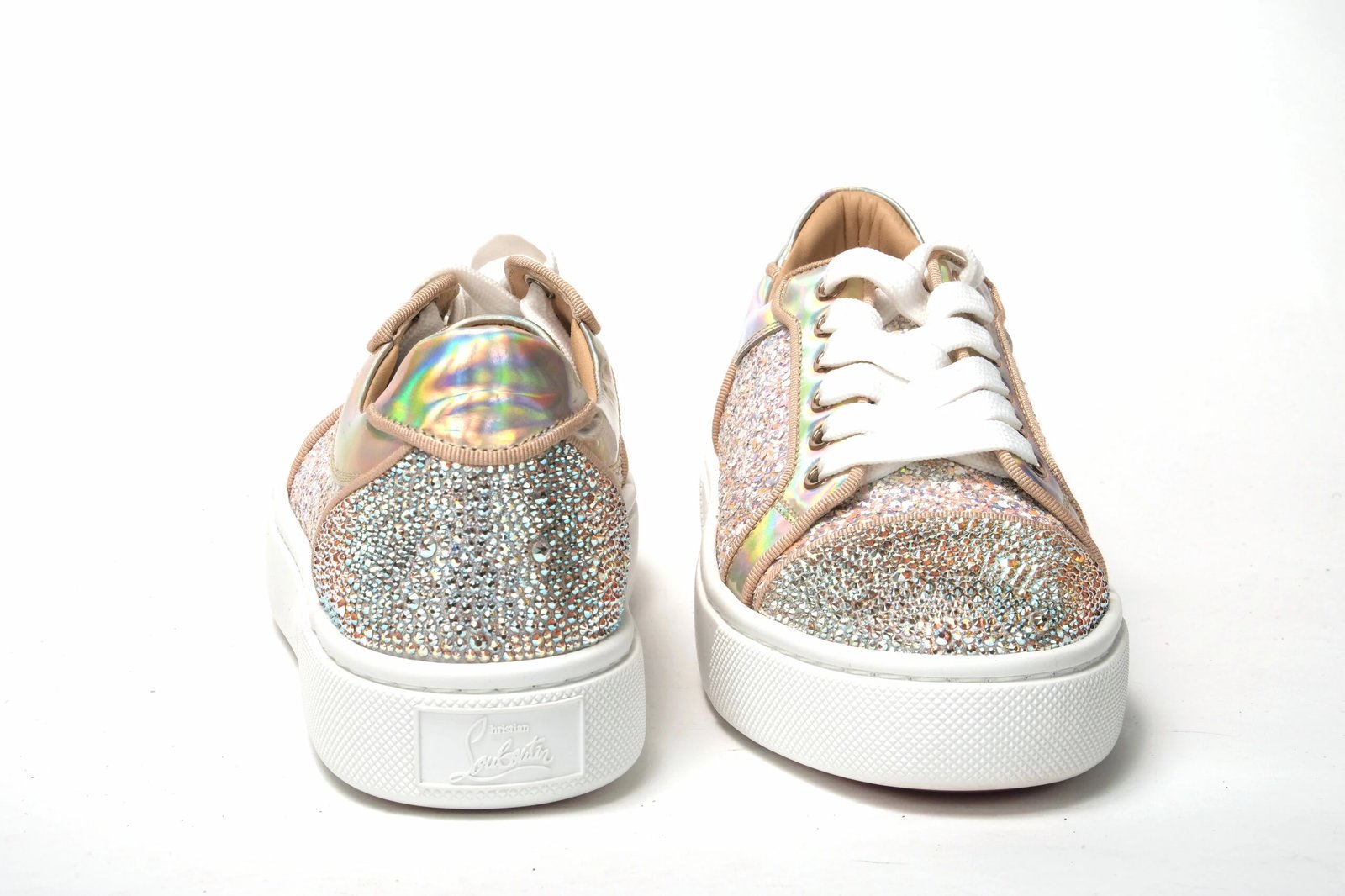 Atlete Christian Louboutin, femra, rozë e artë
