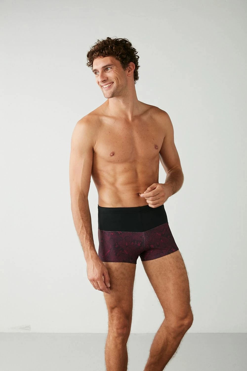 Slip short Jumeon, ngjyrë e zezë, Medi Lyc