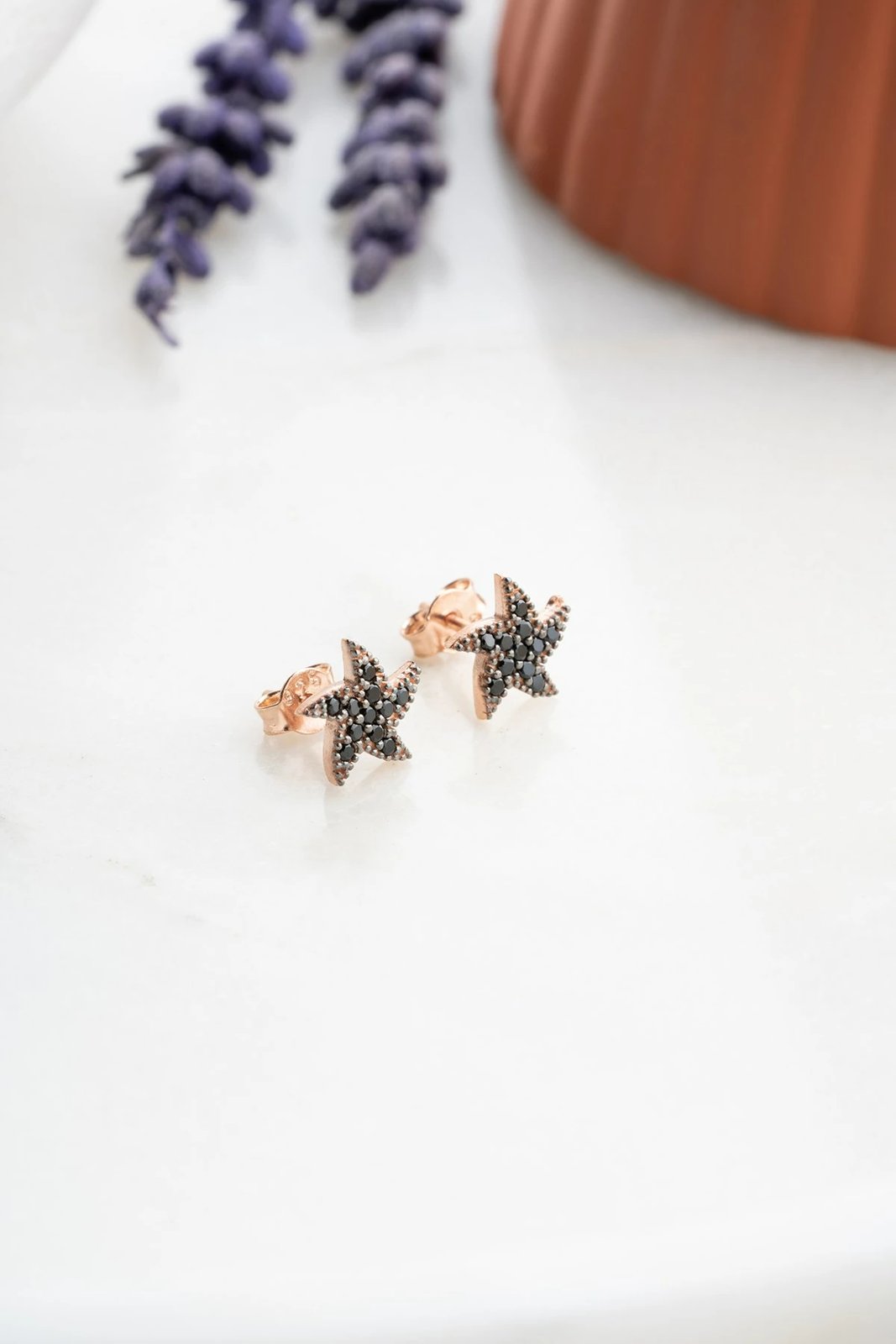 Vathë argjendi të zinj, Jumeon, NRZ99417