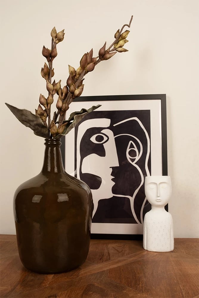 Vazo dekorative Ipamo, ngjyrë e bardhë, polirezina, 11x9x26 cm