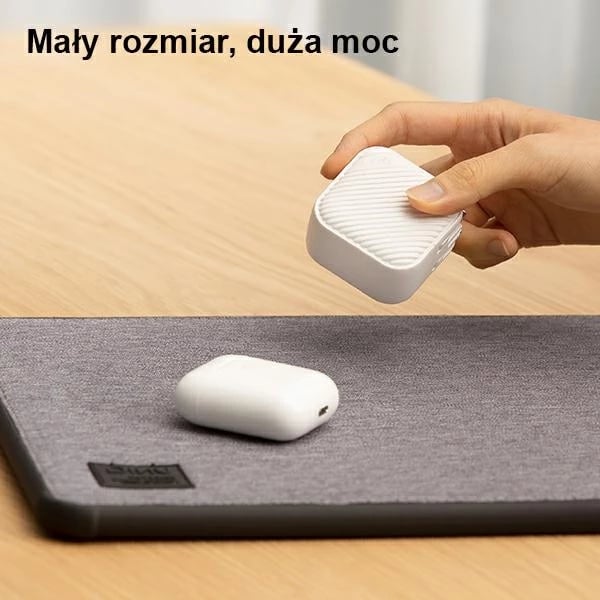 Karikues muri UNIQ Verge Pro 66W, 3 porta USB-C/USB-A, i bardhë