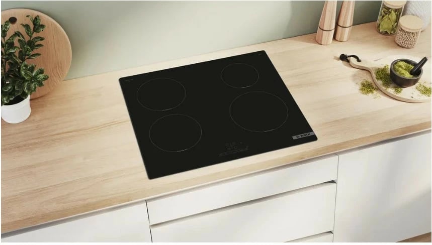 Pllakë gatimi me induksion Bosch PUE611BB5E, 4 zona, e zezë