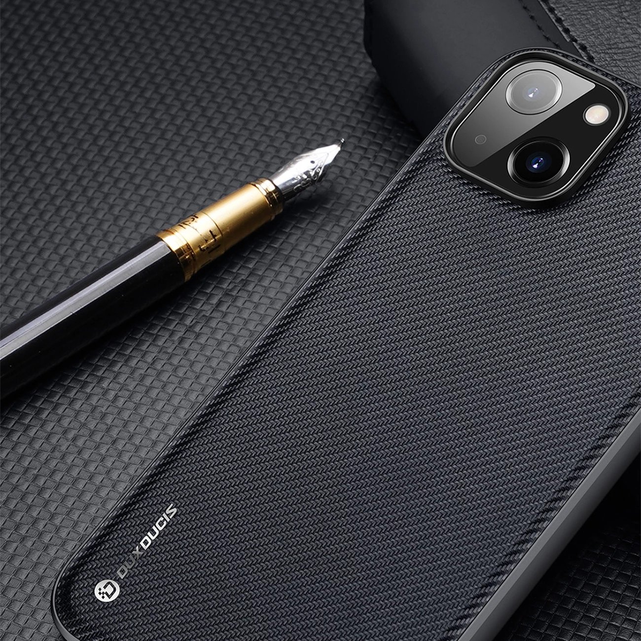 Mbështjellës Dux Ducis Fino për iPhone 14 Plus, najlon, i zi