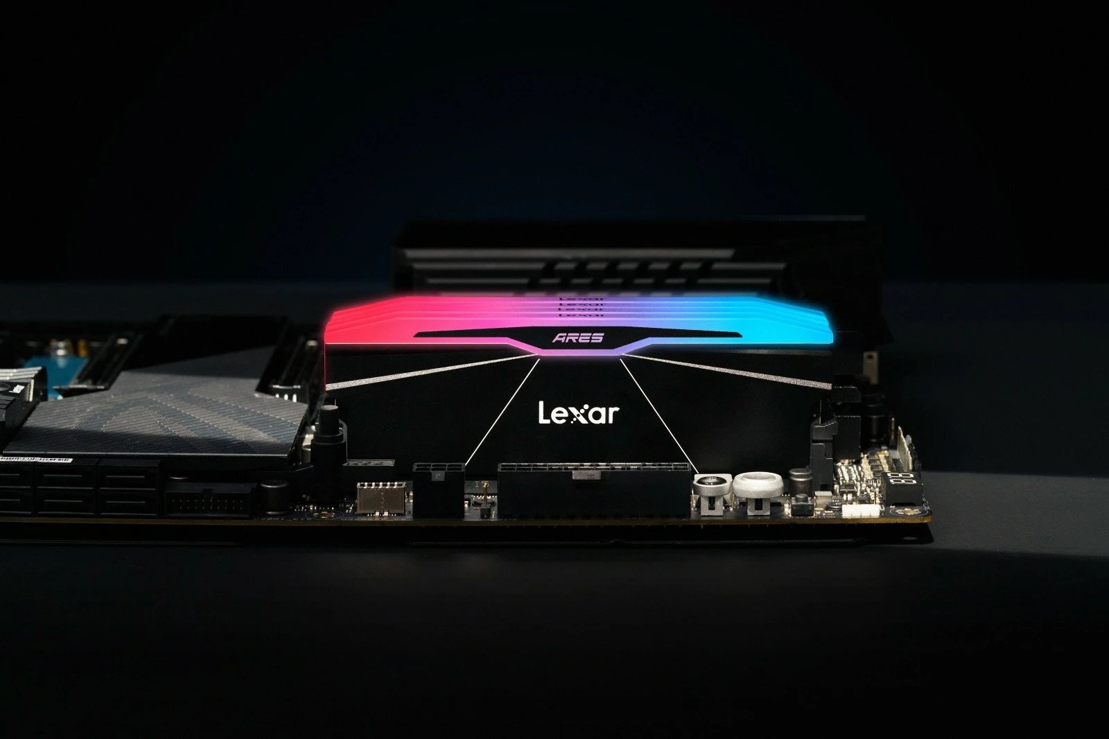 RAM Memorje Lexar ARES RGB Black DDR5, 32GB (2x16GB), 6000 MHz, CL28, me ndriçim RGB, Set