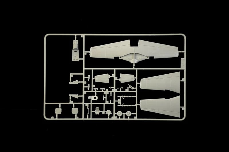 Model plastik aeroplani Italeri P-51D Mustang Aces 1:72 Model plastik aeroplani Italeri P-51D Mustang Aces 1:72