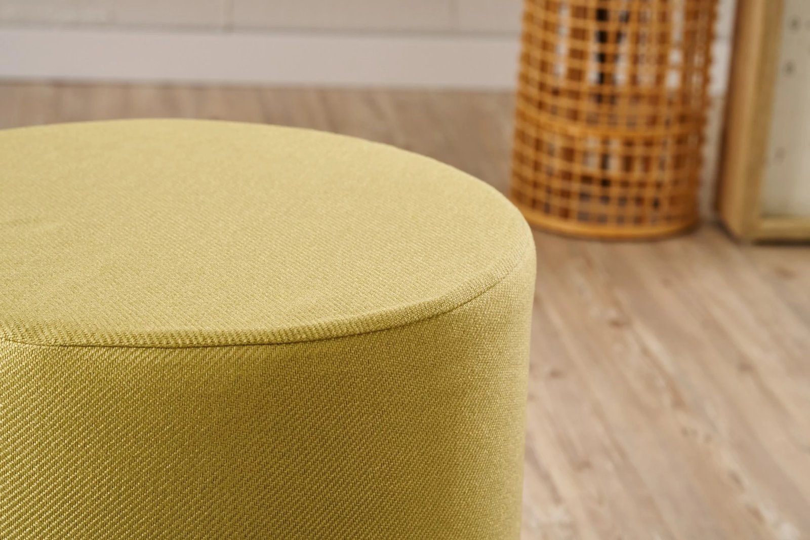 Puf Patara, ngjyrë e verdhë, Atelier del Sofa