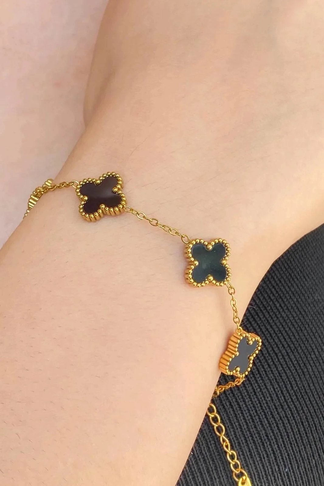 Byzylyk Jumeon, ngjyrë ari, Gld-Syhvnblk