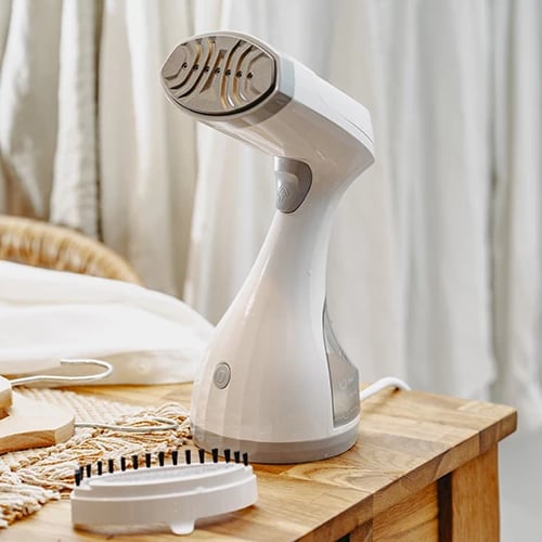 Hekur me avull rrobash, Adler, AD 5042, 1500W, 27 g/min, depozitë 280 ml, ngrohje 30s, kabllo 1.7 m, me furçë, e bardhë