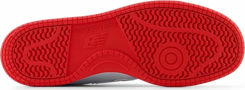 Atlete New Balance, për meshkuj dhe femra, të bardha