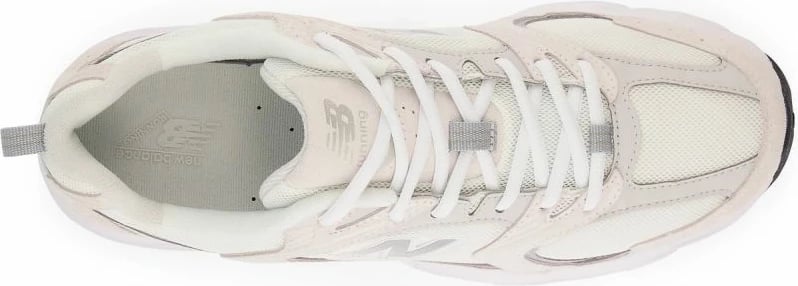 Atlete New Balance, për meshkuj dhe femra, të bardha dhe krem
