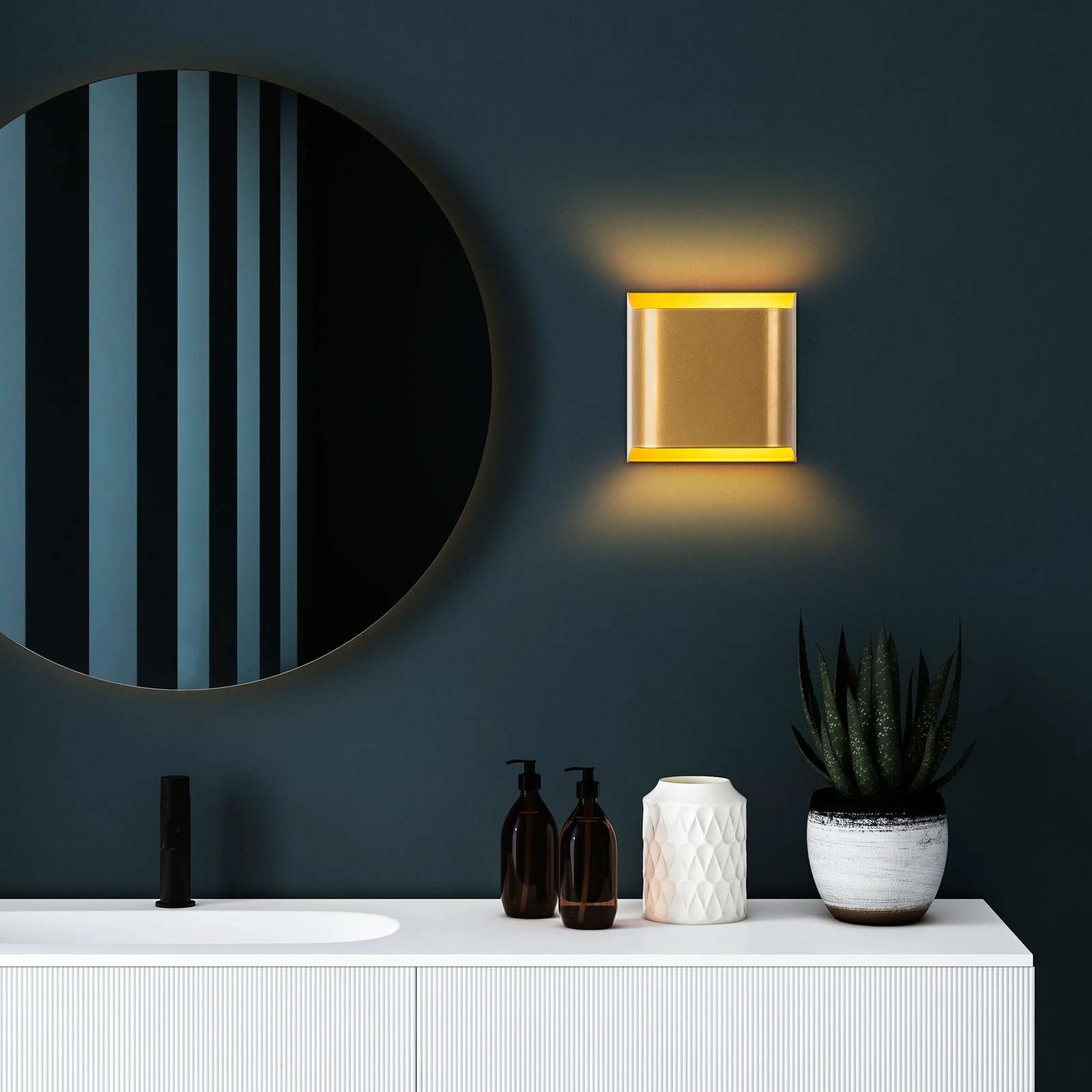 Llambë muri Opviq, Bera - 15306, ngjyrë ari