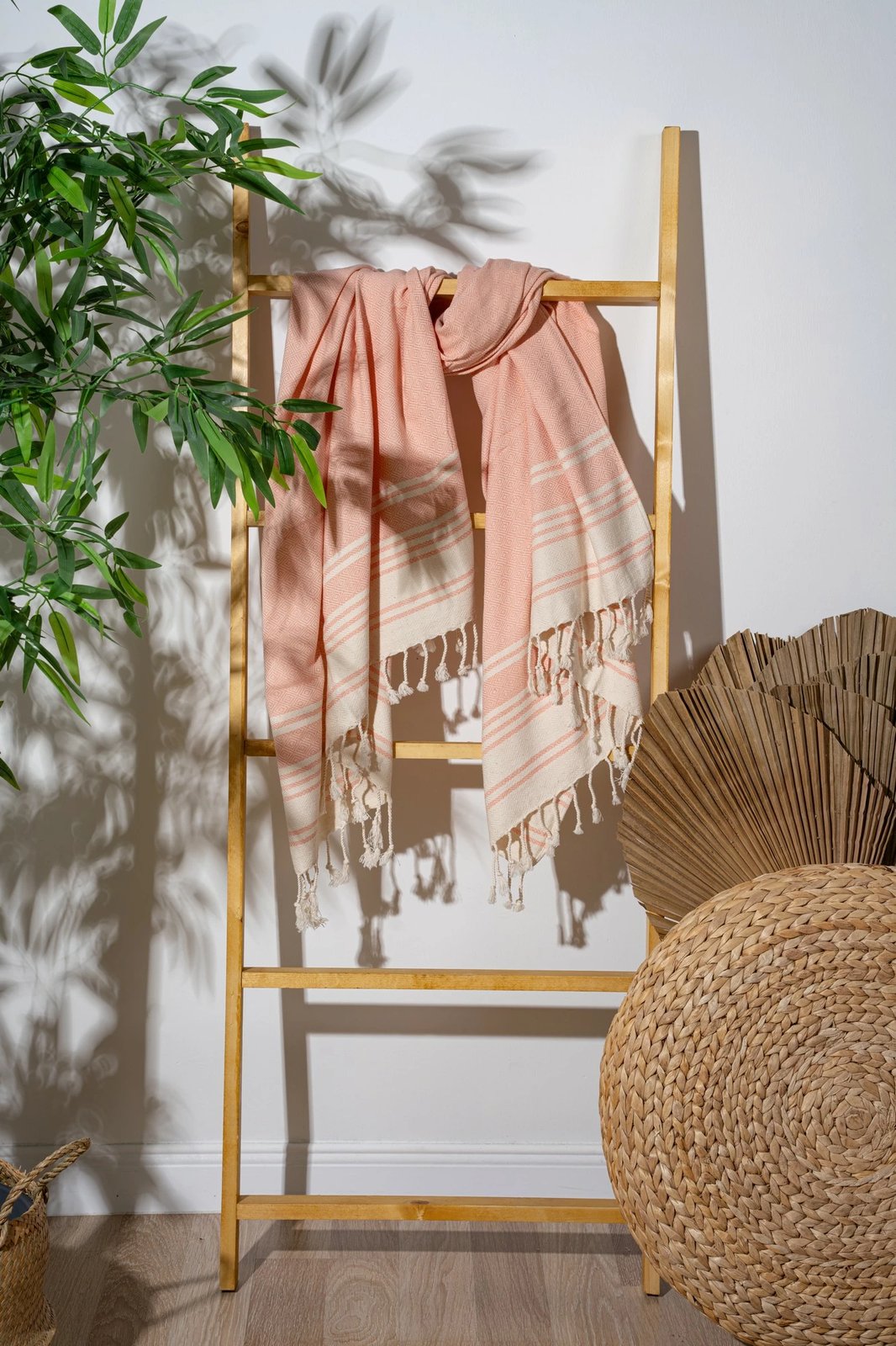 Peshqir plazhi Fouta, ngjyrë salmon, Mijölnir, New Diamond, 90x170cm